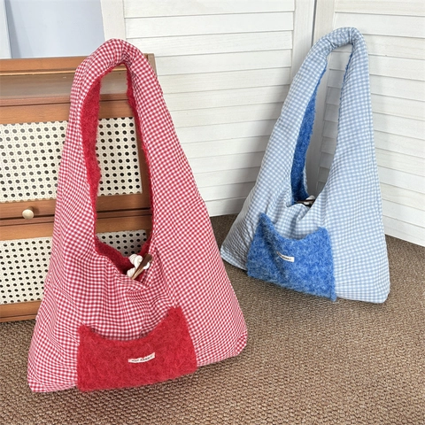 Borsa A Spalla In Peluche Invernale Reversibile A Quadri Pelliccia Sintetica Con Bottone In Corno Morbida Casual Borsa Sottoascella