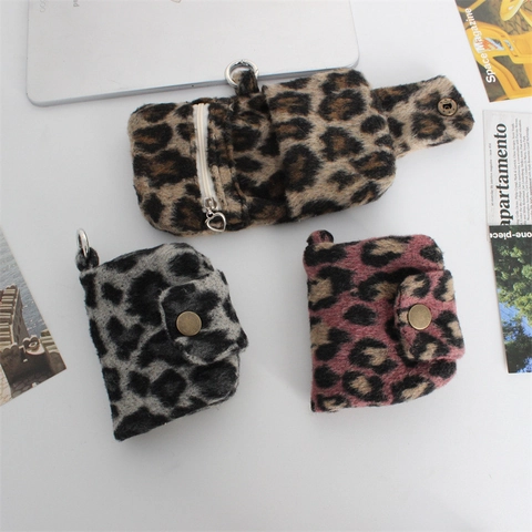 Leopard Print Plush Mini Coin Purse Card Holder Earphone Storage Bag Heart Zipper Metal Ring Hanging Accessory Retro