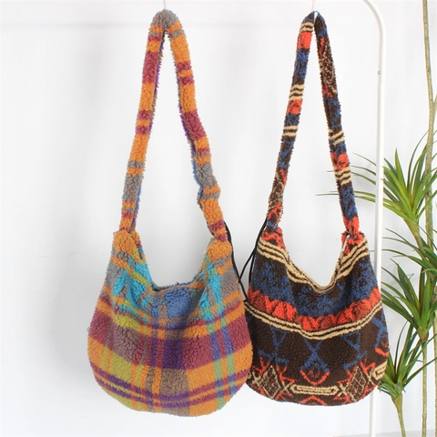 Damen Plüsch Schultertasche Umhängetasche Ethno Boho Kariert Verstellbarer Riemen Winter Sherpa Mode