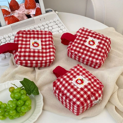 Red White Checkered Plush Makeup Bag Portable Travel Toiletry Organizer Zipper Square Pouch For Women