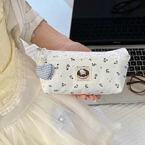 Floral Canvas Pencil Case With Lace Edge And Heart Pendant Large Capacity School Stationery Storage Bag Portable Box