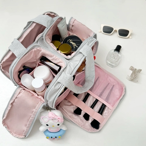 Large Capacity Makeup Bag Nylon Quilted Portable Travel Toiletry Organizer Compartments Women