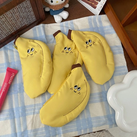 Bananenförmige Leinwand Münzbörse Mini Kopfhörer Aufbewahrungstasche Cartoon Gesicht Stickerei Student Kleiner Beutel