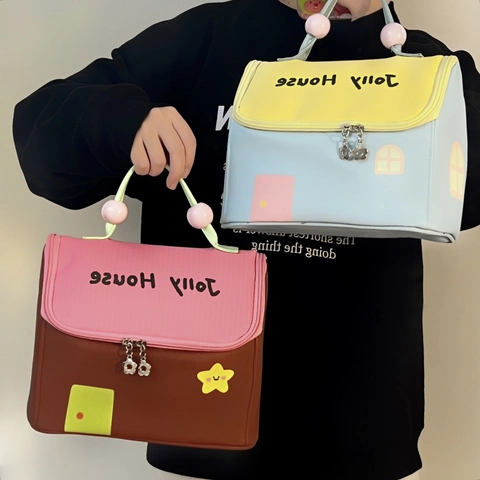 Isolierte Lunchtasche In Hausform PU Verdickte Aluminiumfolie Thermische Kühltasche Für Studenten Büro Picknick Süßer Stil