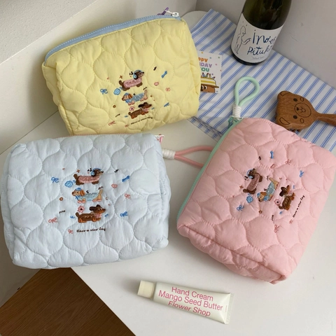 Quilted Polyester Cosmetic Bag Cute Puppy Embroidery Large Capacity Travel Toiletry Pouch With Strap Women Girls