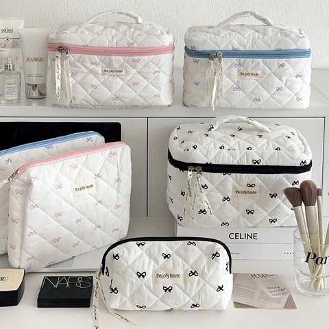 Trousse De Toilette En Coton Matelassé Motif Nœud Organisateur De Maquillage Voyage Portable Grande Capacité Style Doux