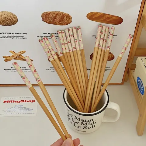 Bamboo Wood Chopsticks Japanese Style With Cherry And Checkered Pattern Cute Decorative Tops Non-Slip Home Tableware