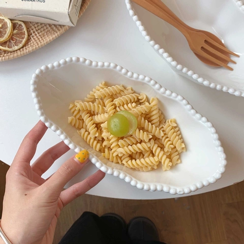 Ceramic Bowl Beaded Rim Embossed Irregular Boat Shape Salad Pasta Dessert Elegant French Vintage Tableware White
