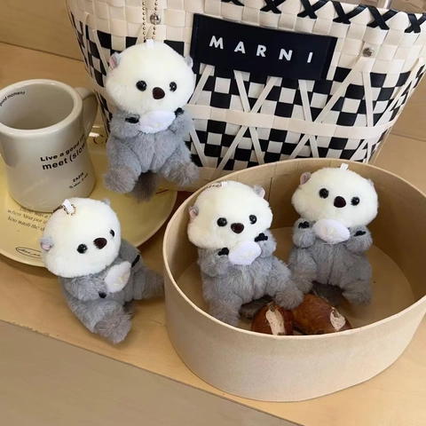 Llavero De Peluche De Nutria Marina Lindo Colgante De Animal Suave Para Decoración De Mochila Con Concha Regalo De Novedad