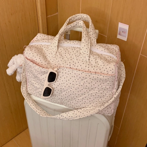 Quilted Small Floral Large Capacity Travel Duffel Bag Korean Style Cloth Handbag For Women Gym Weekend Outdoor