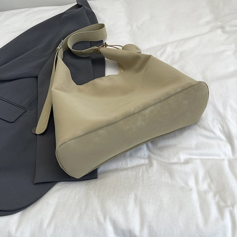 Vintage Schultertasche Große Kapazität Mattierte PU Leder Retro Hobo Handtasche Pendeln Minimalistisch Damen Mit Kleiner Tasche