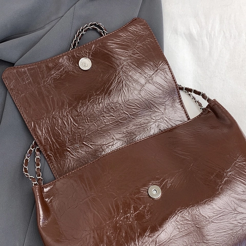 Damen Schultertasche Glänzendes PU Leder Mit Knitteroptik Große Kapazität Retro Kette Tote Crossbody Tasche