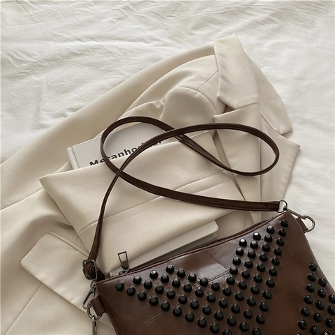 Sac À Épaule À Rivets En Cuir PU Pochette Enveloppe À Clous En V Pour Femmes Mode Rétro Style