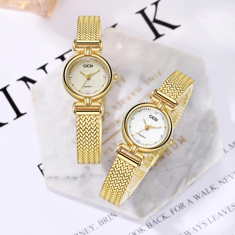 Women Quartz Watch Vintage Small Round Dial Alloy Case Woven Steel Mesh Strap Waterproof Elegant Dress Timepiece