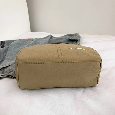 Nylon Crossbody Bag Multi Layer Zipper Adjustable Strap Lightweight Casual Small Square Shoulder Bag For Women