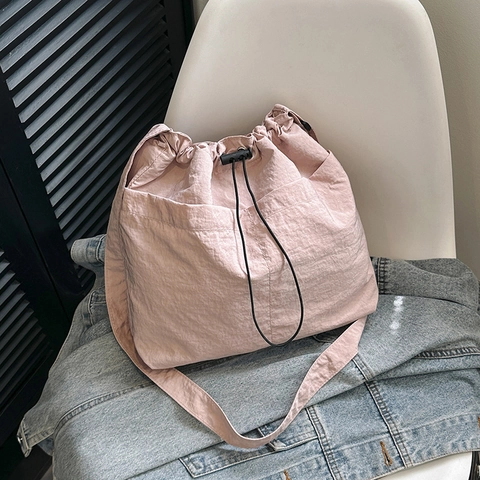 Borsa A Tracolla In Nylon Di Grande Capacità Con Chiusura A Coulisse E Tasche Frontali Borsa Casual Per Donna