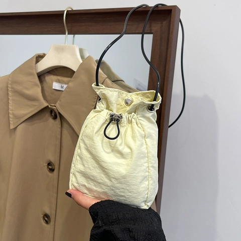 Damen Mini Umhängetasche Handytasche Oxford Stoff Kordelzug Kleine Schultertasche Street Style Lässig Leicht