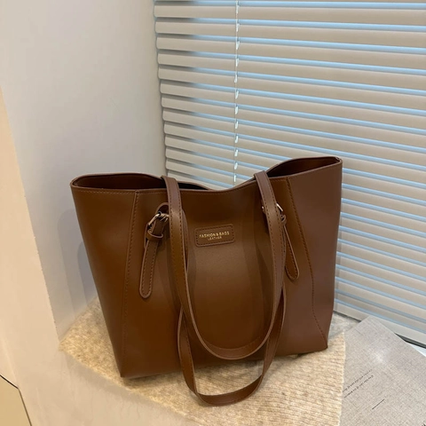 Large Capacity PU Leather Tote Bag For Women Minimalist Vintage Shoulder Bag Solid Color Casual Commuter Handbag
