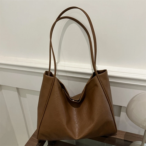 Grand Sac Fourre-Tout En Cuir PU Souple Style Rétro Minimaliste Sac À Épaule Pour Les Déplacements Quotidiens Sac À Main Polyvalent