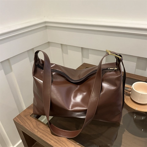 Women Large Capacity PU Leather Tote Bag Retro Casual Hobo Shoulder Bag With Adjustable Strap Solid Color Fashion Crossbody Handbag
