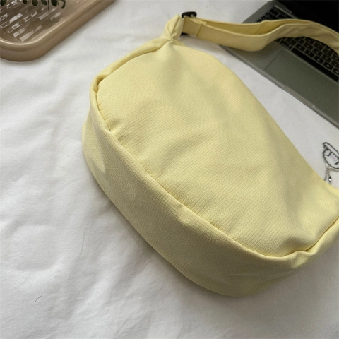 Women Crescent Shoulder Bag Nylon Solid Color Large Capacity Dumpling Crossbody Bag With Adjustable Strap Cartoon Pendant Casual