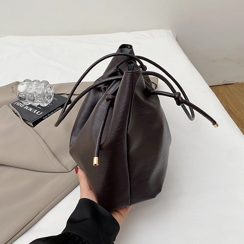 Damen PU Leder Tote Bag Große Kapazität Retro Schultertasche Mit Kordelzug Für Den Täglichen Gebrauch