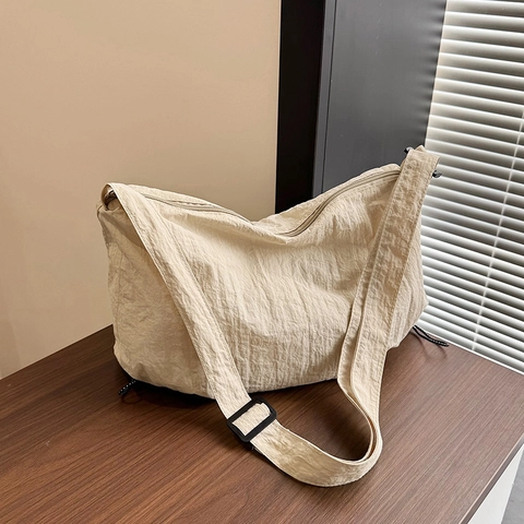 Nylon Tote Bag Large Capacity Wrinkled Texture Japanese Minimalist Crossbody Shoulder Bag For Women Students Commuting
