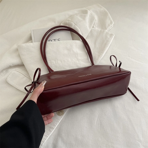 Damen Minimalistische PU Leder Achsel Umhängetasche Mit Seitlicher Schleife Rechteckige Pendler Handtasche Buchstabendruck
