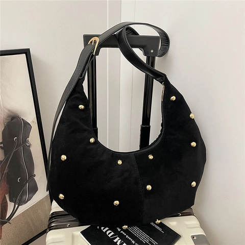 Suede Hobo Schultertasche Mit Goldnieten Große Kapazität Halbmondform Vintage Retro Umhängetasche Für Damen