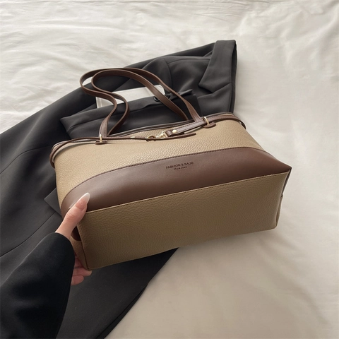 Borsa Tote Da Donna Pelle PU Motivo Litchi Grande Capacità Borsa A Spalla Con Decorazione A Cintura Borsa Casual