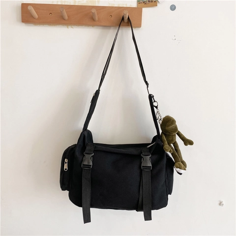 Borsa Messenger In Tela Grande Capacità Stile Harajuku Giapponese Casual Versatile Borsa A Tracolla Crossbody Ciondolo