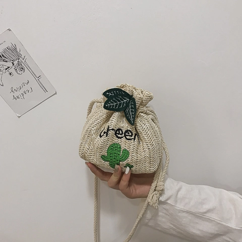 Γυναικεία Ψάθινη Τσάντα Bucket Υφαντή Καλοκαιρινή Παραλία Ώμου Κεντημένο Κάκτος Κλείσιμο Με Κορδόνι
