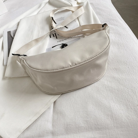 Bolso De Hombro De Media Luna De Nailon Para Mujer Estampado De Vaca Color Sólido Bolso Cruzado Casual Con Colgante