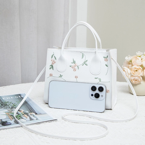 Women Handbag Flower Embroidery PU Leather Tote Crossbody Shoulder Bag Sweet Top Handle Elegant Daily Square Purses