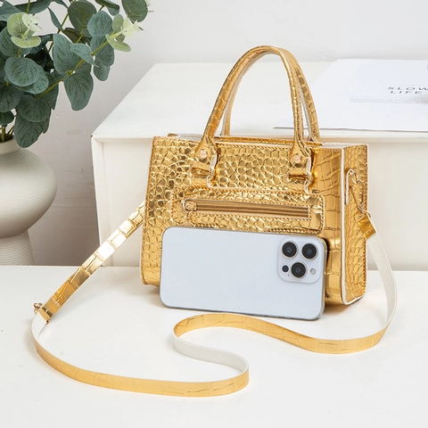 Women Crocodile Pattern PU Leather Handbag Metallic Texture Crossbody Bag Detachable Shoulder Strap Trendy Fashion Accessory