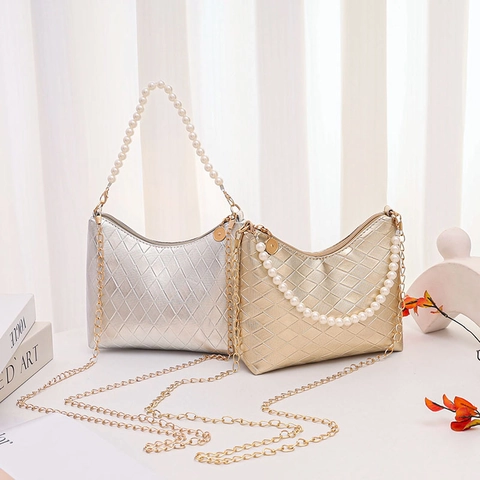 Borsa A Spalla In Pelle PU Metallica Con Motivo A Scacchi In Rilievo Manico In Künstliche Perle E Catena In Metallo Per Donna Borsa A Mano Alla Moda