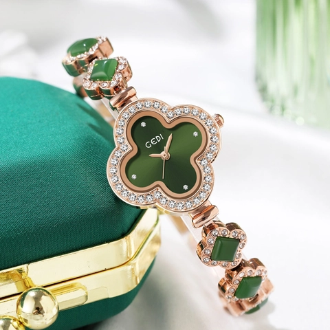 Orologio Al Quarzo Da Donna Elegante Quadrifoglio Stile Bracciale Intarsiato Con Strass Quadrante Verde Gioielli Di Moda