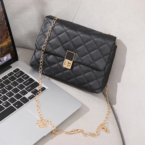 Women Quilted Crossbody Bag PU Leather Rhombus Pattern Metal Chain Strap Twist Lock Urban Fashion Handbag