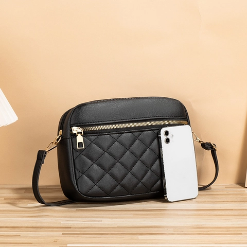 Women Quilted Crossbody Bag Rhombus Pattern PU Leather Fashion Camera Bag Gold Hardware Zip Closure Daily Casual