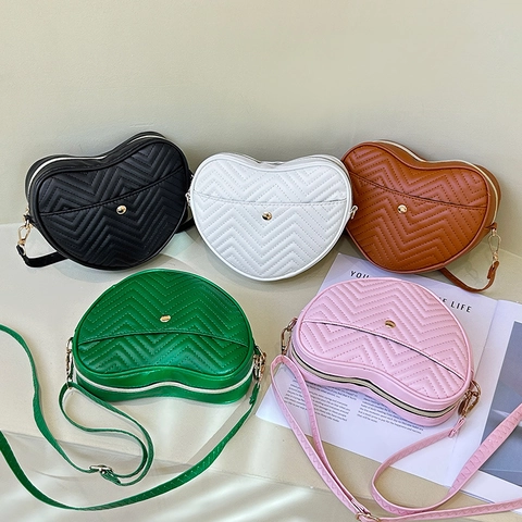Borsa a Tracolla da Donna a Forma di Cuore Trapuntata in Pelle PU Ricamo a Onde Piccola Borsa a Spalla Elegante Regalo