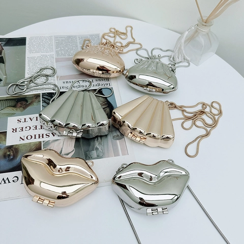Trendy Lip Shell Shape Mini Metal Evening Clutch Bag With Chain For Women Gold Silver Fashion Party Banquet Handbag