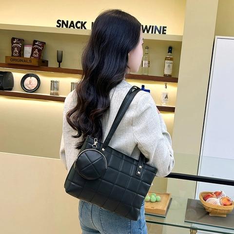 Quilted Tote Bag And Small Round Coin Purse Women PU Leather Lattice Pattern Large Capacity Shoulder Bag Urban Casual