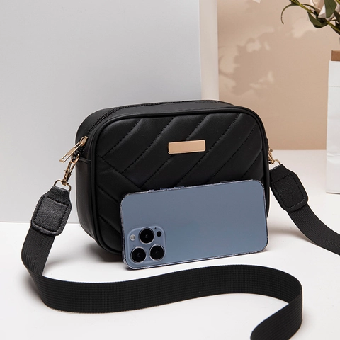 Borsa Tracolla Trapuntata Borsa Fotocamera Pelle PU Hardware Dorato Tracolla Larga Regolabile Versatile Minimalista Urbana