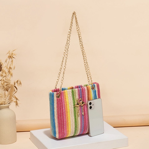 Gewebte Stroh-Schultertasche Regenbogenstreifen Goldene Kette Flamingo Ornament Urlaub Damen Handtasche