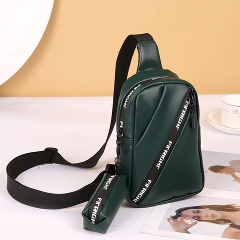 Sac De Poitrine Sling En Cuir PU Pour Femmes Avec Mini Pochette Bandoulière Lettres Ajustable Sac Sportif