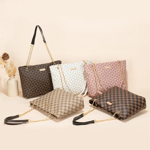 Women Large Capacity Tote Bag PU Leather Geometric Triangle Print Metal Chain Strap Shoulder Handbag Daily Fashion