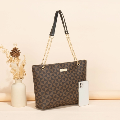 Women Large Capacity Tote Bag PU Leather Geometric Triangle Print Metal Chain Strap Shoulder Handbag Daily Fashion