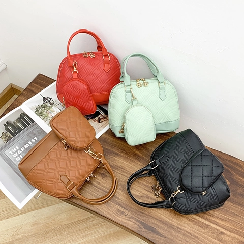 Women Boston Handbag Matching Bags Quilted PU Leather Shell Shoulder Bag With Mini Hanging Coin Purse Elegant Versatile