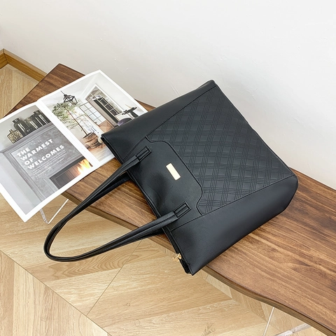 Women PU Leather Large Capacity Tote Bag Quilted Rhombus Pattern Fashion Shoulder Handbag For Daily Commute