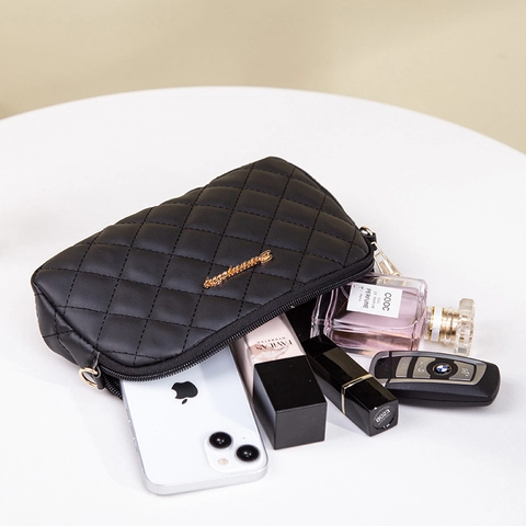 Women Crossbody Bag PU Leather Quilted Rhombus Clover Print Wide Strap Zippered Small Square Camera Bag For Daily Use